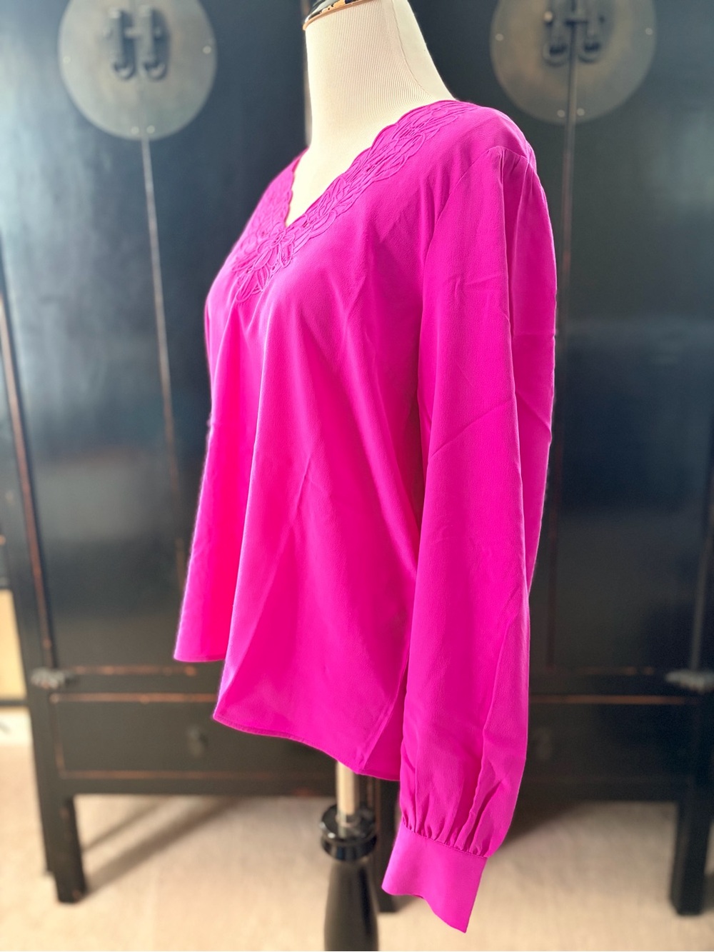 Sezane Fuchsia Floral Lace V-Neck Blouse - Picture 4 of 10